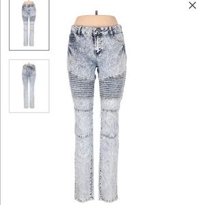 Light Wash Mid Rise Skinny Jeans